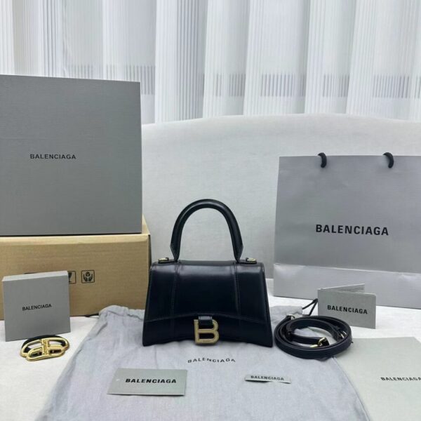 desc_balenciaga-hourglass-small-handbag-in-black-19x8x21cm_8
