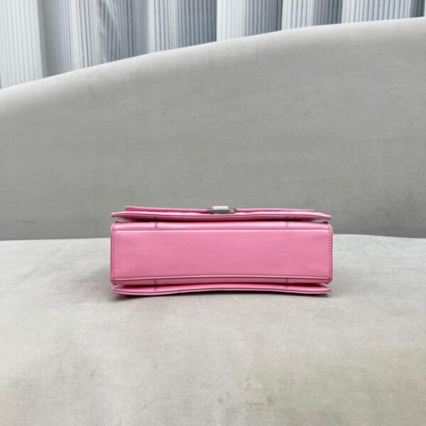 desc_balenciaga-womens-crush-small-chain-bag-quilted-in-pink251595cm_3