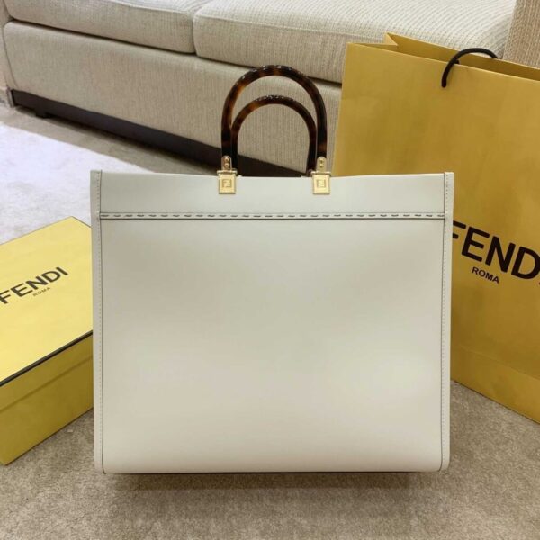 desc_fendi-sunshine-large-white-leather-shopper403521cm_7
