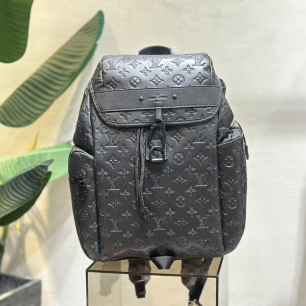 Louis Vuitton Discovery Backpack GM