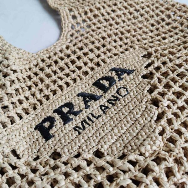desc_prada-crochet-tote-bag_8