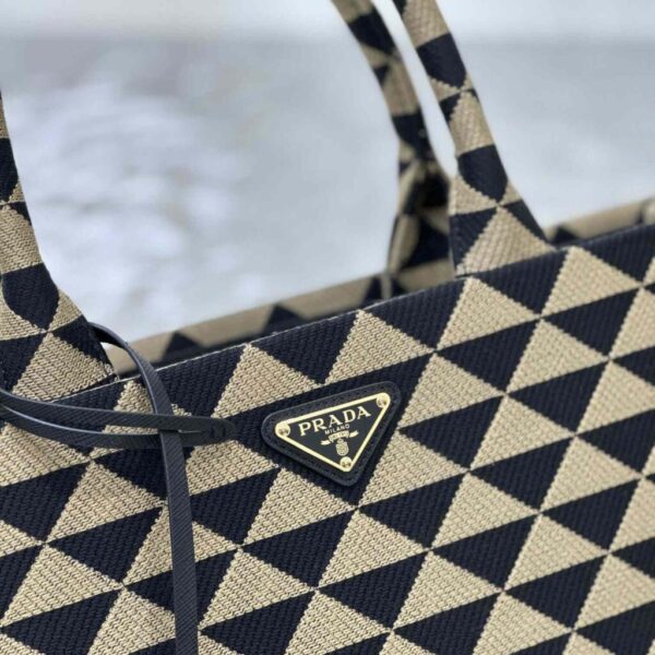 desc_prada-large-prada-symbole-embroidered-fabric-handbag_2