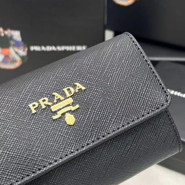 desc_prada-small-saffiano-leather-wallet_2